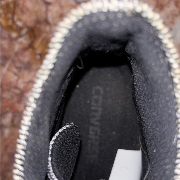 Converse Chuck Taylor Black and White Textured Hi Top Sneakers-Sz 7.5 - Picture 5 of 10